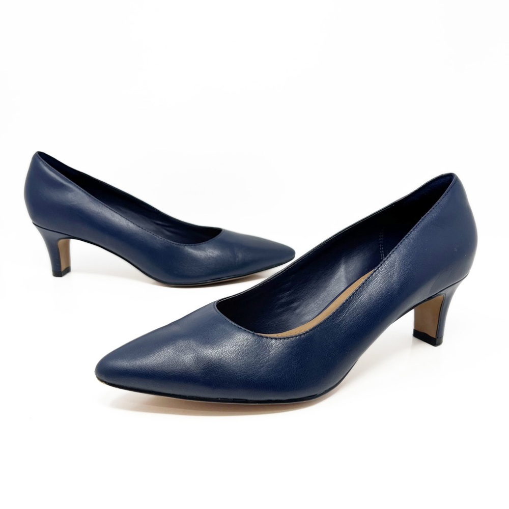 SOLD! Clarks Navy Blue Pointed Toe Pumps Heels - Picture 11 of 11
